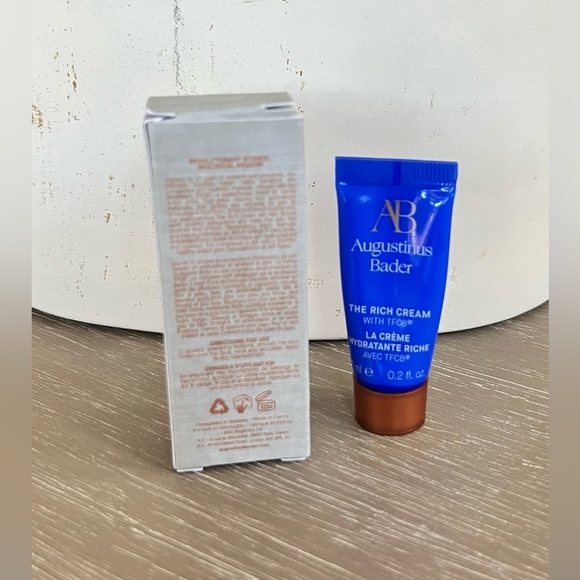 Augustinus Bader The Rich Cream Travel Size 7ml - Picture 2 of 3